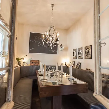 Fliegendes Klassenzimmer فندق باد برلبورغ