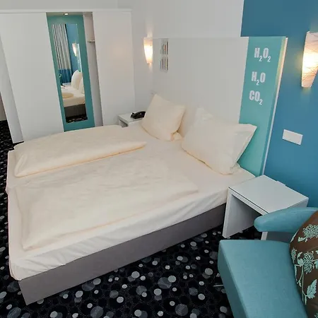 Fliegendes Klassenzimmer 3*